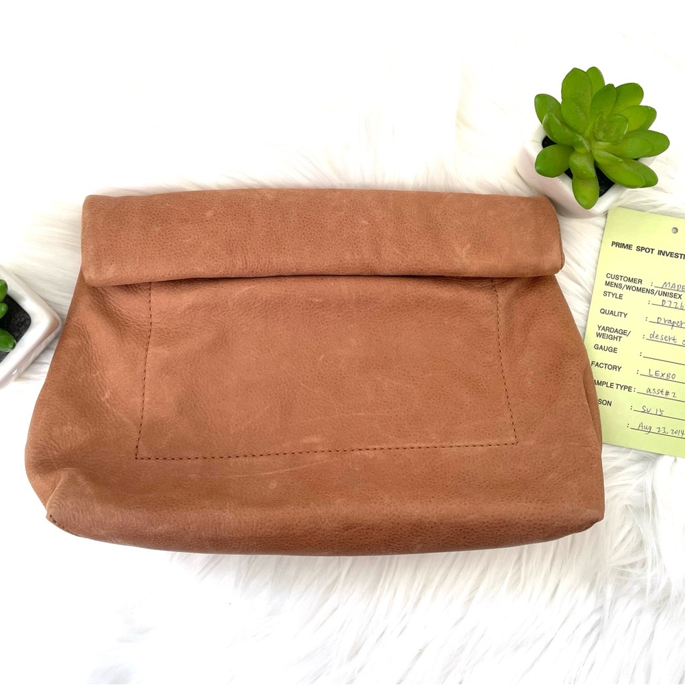 Madewell One-of-Kind Prototype: Soft Leather Roll-Down Clutch Magnetic Closure